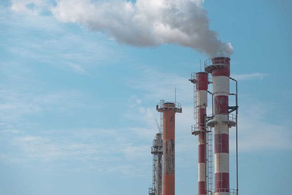 Paper producer Domtar agrees to pay $1.5M to settle clean air violations · Photo by 振中 潘 on Pexels