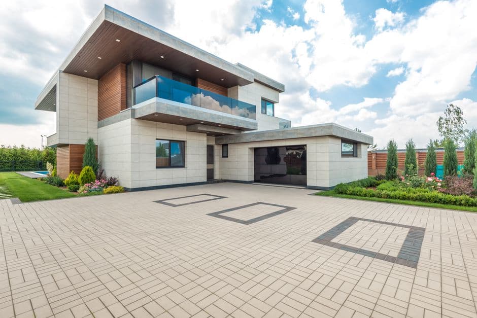 Weatherwatch: Paving over front gardens is leading to hotter nights · Photo by Max Vakhtbovych on Pexels