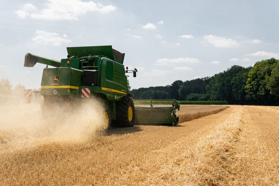 From Traceability to Comparable Results · Photo by Alex Fu on Pexels