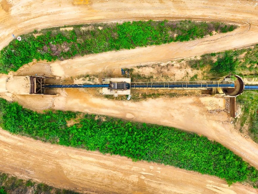 U.S. DOE Invests $500 Million in Critical Mineral, Battery Supply Chain Projects · Photo by Volker Braun on Pexels
