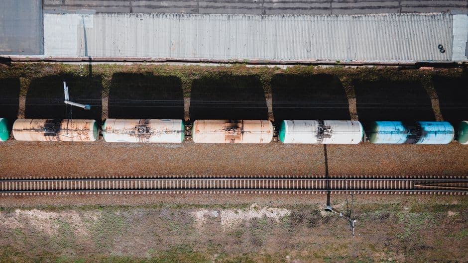 EcoVadis, CO2 AI Partner to Help Companies Measure, Reduce Supply Chain Emissions · Photo by Sergei Skrynnik on Pexels