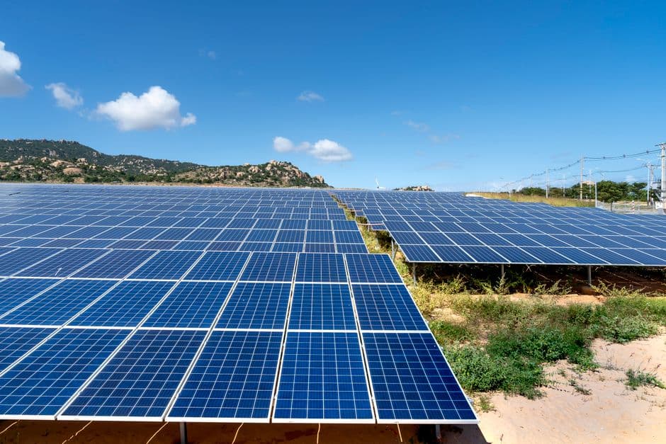 Meta, Apex Clean Energy agree to 144-MW Texas solar PPA · Photo by Quang Nguyen Vinh on Pexels