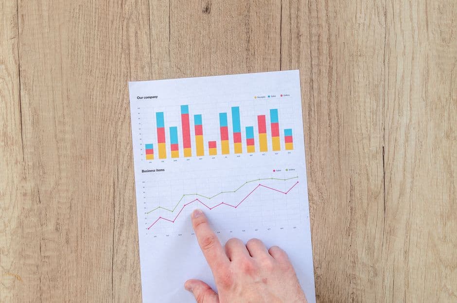 Proxy Advisor Glass Lewis Merges with Clarity AI to Build Sustainability Data and Stewardship Platform · Photo by Lukas Blazek on Pexels