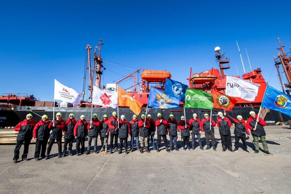 ‘Robust little’ vessel begins treacherous 22,000km journey around Antarctica in the name of climate science · Photo by Dmitriy Ryndin on Pexels