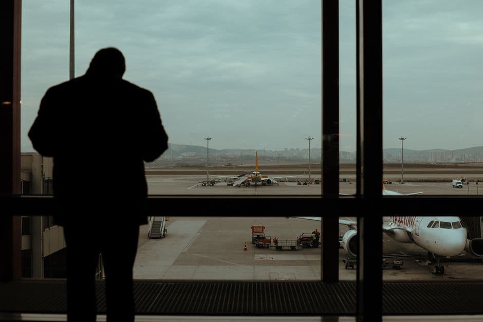 The expansion of Heathrow would be an expensive disaster for Britain and the world. Burnham needs to block it | George Monbiot · Photo by Sami Aksu on Pexels