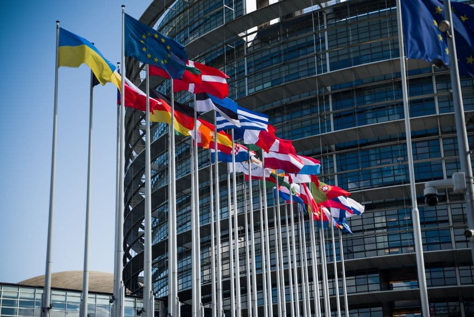 SEC closes CA100+ probe, signals increased scrutiny on climate groups · Photo by Tim Diercks on Pexels